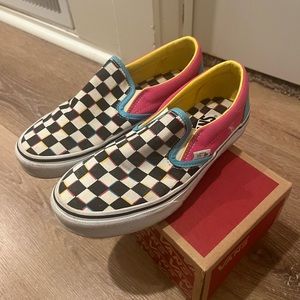 Multi-color Vans/ fairly good condition/ 6.5 women.